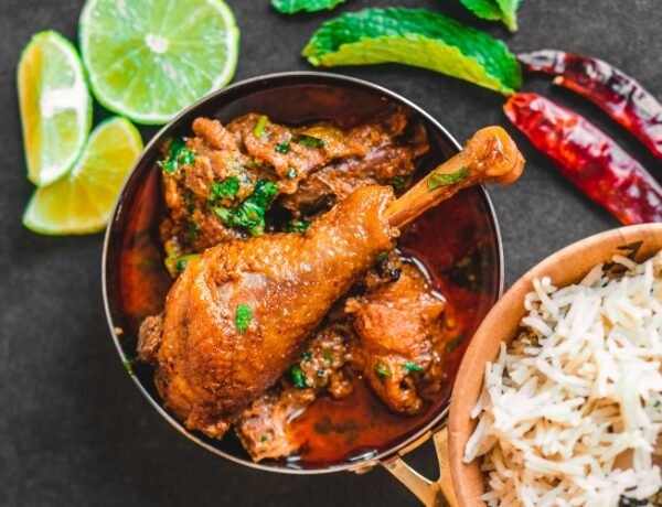 CHICKEN CURRY