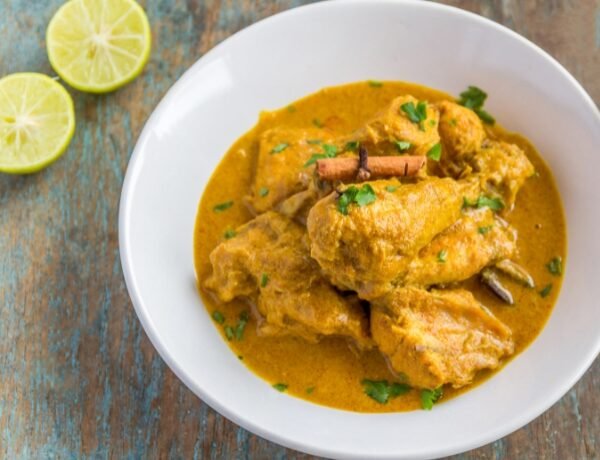 CHICKEN KORMA